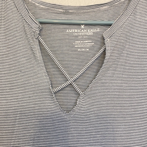 American Eagle short sleeve tee - Picture 2 of 3